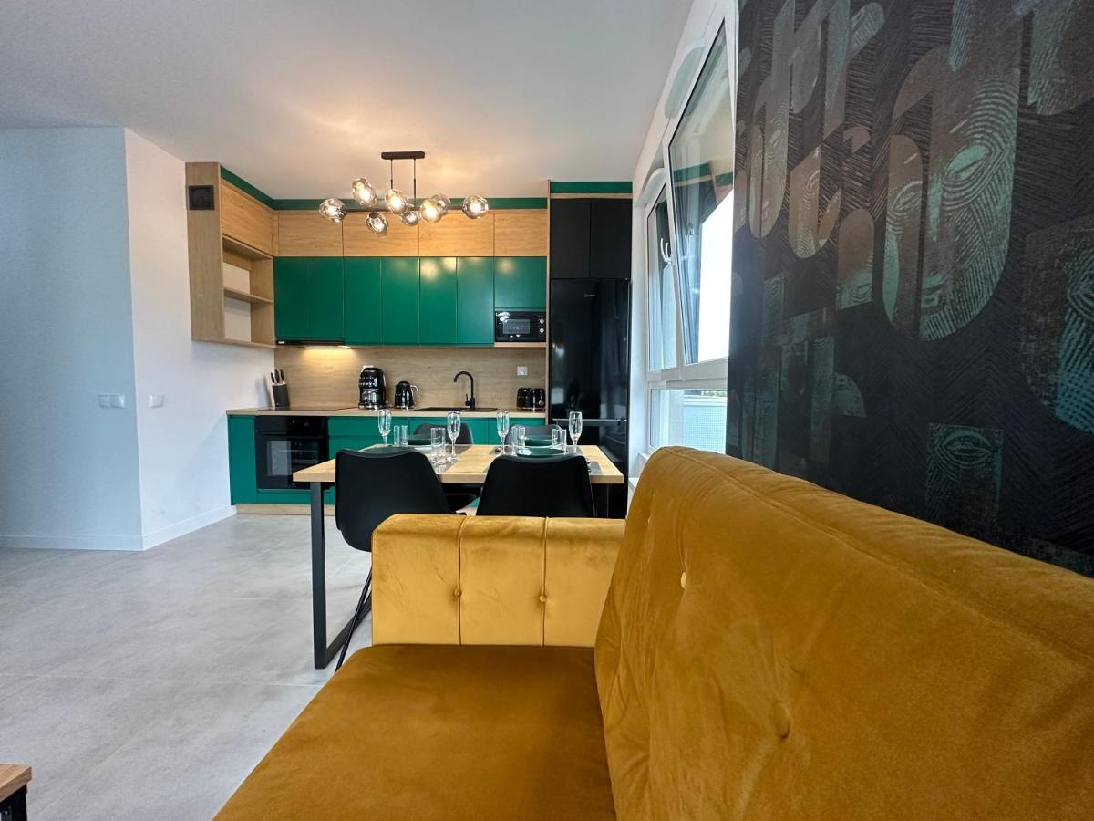 Avocado Apartment *