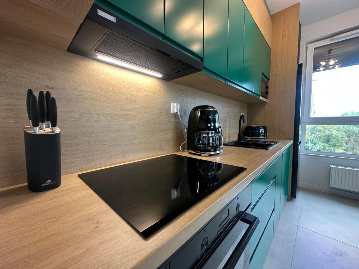 Avocado Apartment *