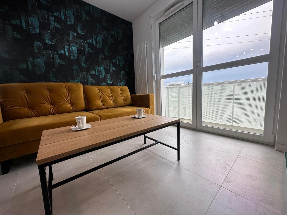 Avocado Apartment Wroclaw